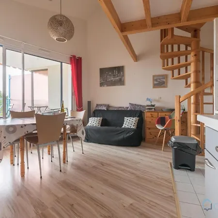 Appartement Familial Avec Balcon Et Piscine Commune Daire Pornic