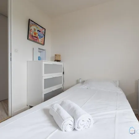 Daire Appartement Familial Avec Balcon Et Piscine Commune *