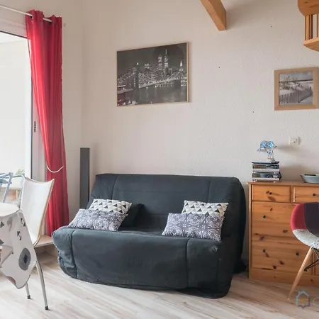 Appartement Familial Avec Balcon Et Piscine Commune Daire